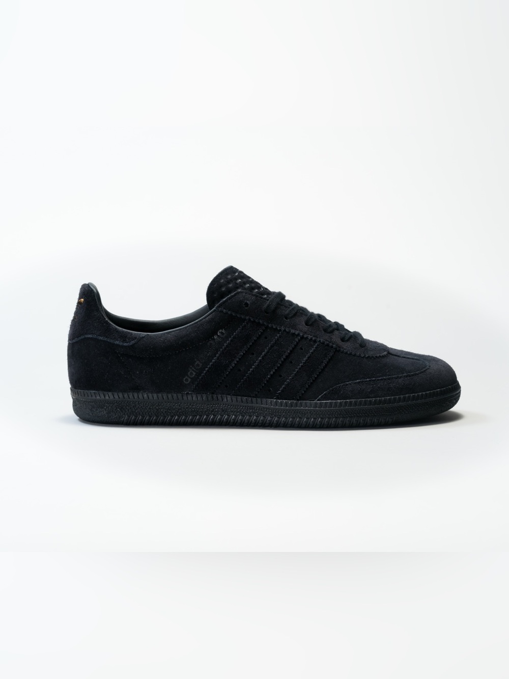 NWOT Men's Adidas AS240 Sneakers